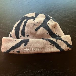Arcteryx grotto toque